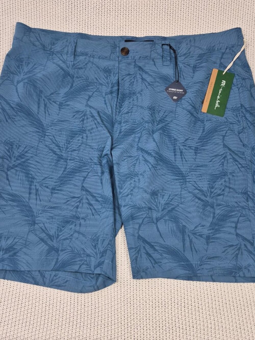 Travis Mathew Jungle Oasis Hybrid Shorts Heather Mid Blue Men's 10" Inseam Sz 40